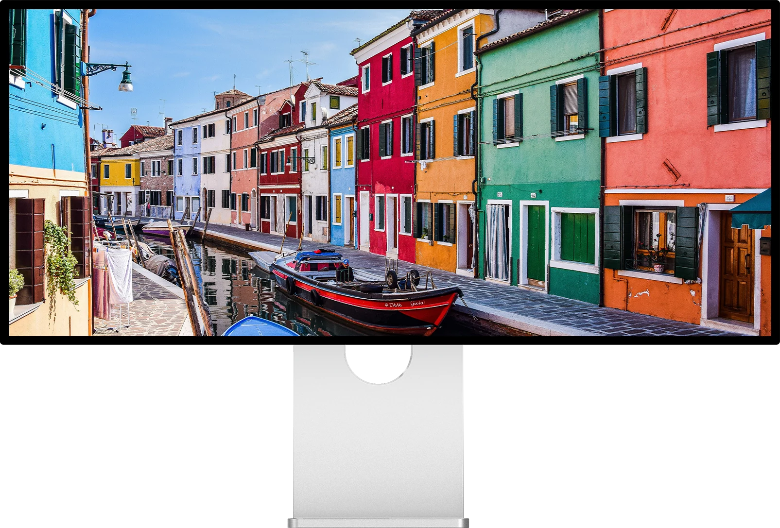 Kuycon W34KB rendering a wide gamut photograph, 10-bit color | Kuycon